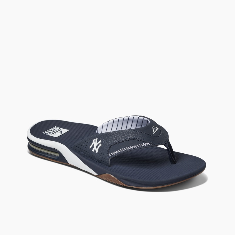 Multicolor Men\'s Reef Fanning X Mlb Flip Flops | YYOiwIcpCbm