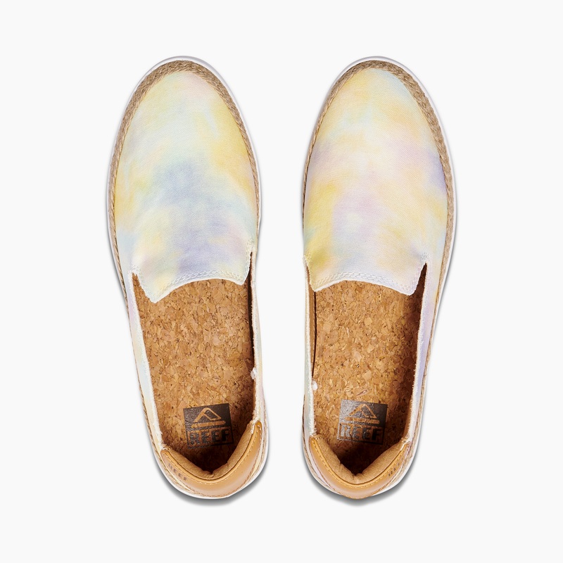 Multicolor Women's Reef Cushion Sunrise Sneakers | Xih30xBt8kI