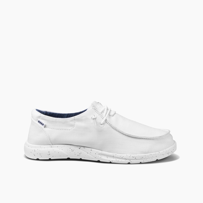 White Women's Reef Cushion Coast Sneakers | 4CYljqw2U0P