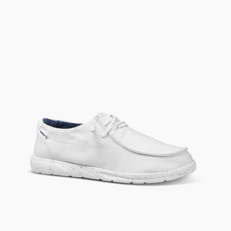 White Women\'s Reef Cushion Coast Sneakers | 4CYljqw2U0P
